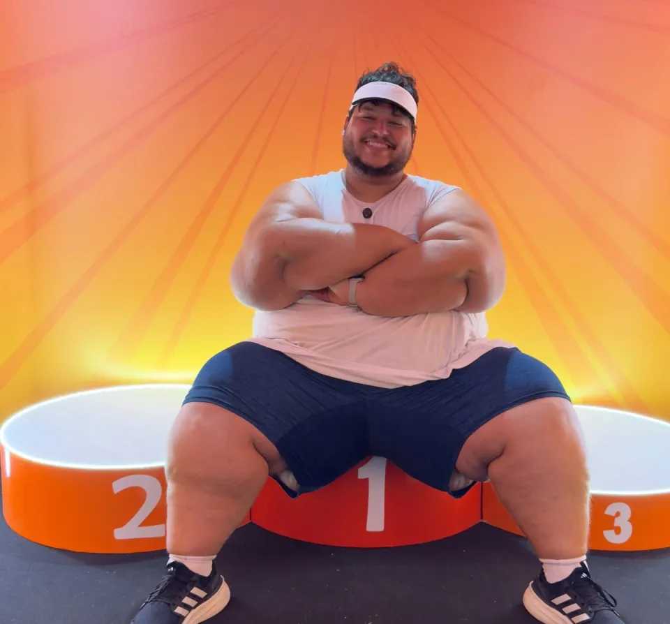 Man calls police after gym bans him for being too fat Man calls police after gym bans him for being too fat