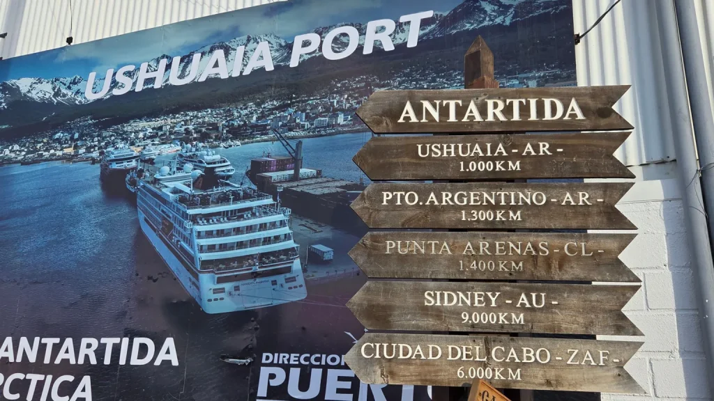 Tourist hotspot at ‘end of the world’ denies causing hantavirus outbreak Tourist hotspot at ‘end of the world’ denies causing hantavirus outbreak