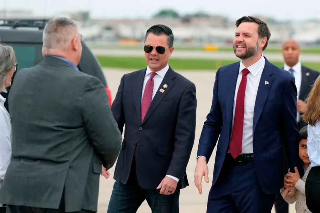 Reynolds-connected lobbyist recruited paid attendees for JD Vance’s Iowa rally on behalf of ‘an ethanol company’