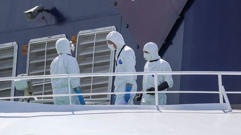 Hantavirus ship arrives in Rotterdam for disinfection Hantavirus ship arrives in Rotterdam for disinfection