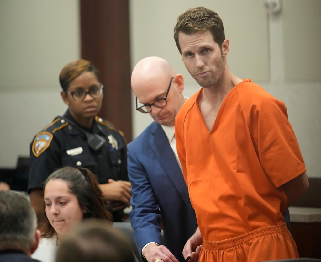 Husband accused of killing pregnant wife cut off ankle monitor and flew to Italy seeking asylum