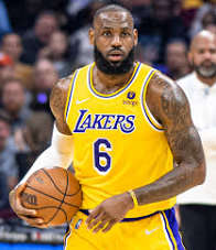 Former executive: LeBron James will never be a Lakers icon like Kobe and Magic