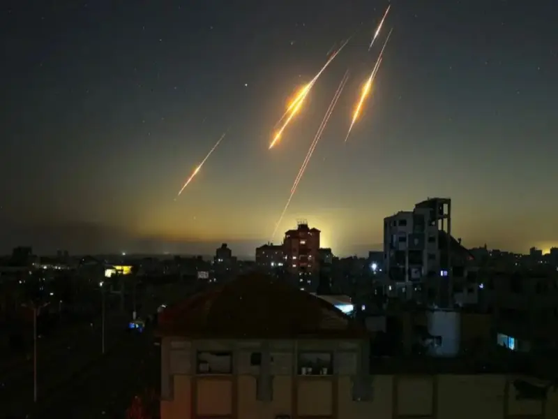 UAE intercepts Iranian missiles and drones over Dubai UAE intercepts Iranian missiles and drones over Dubai
