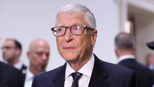 Bill Gates alleges Epstein attempted to blackmail him