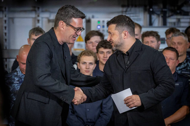 Zelensky becomes first foreign leader to meet UK’s new PM Burnham